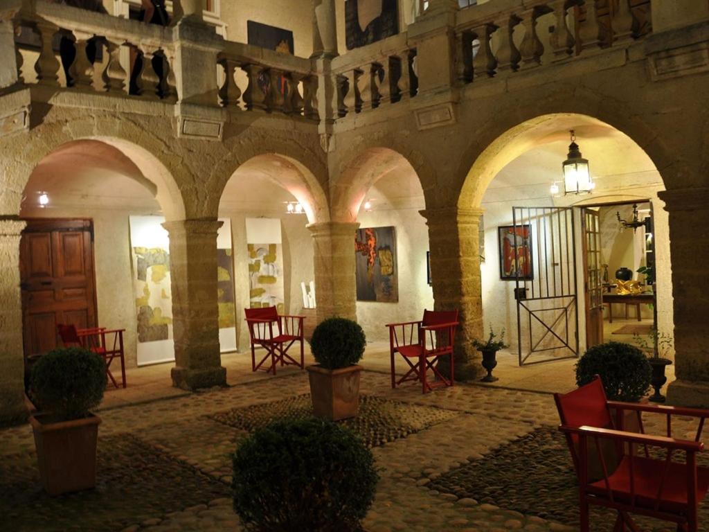 Chambres d'Hôtes Château Beaupré Saint-Laurent-des-Arbres Esterno foto